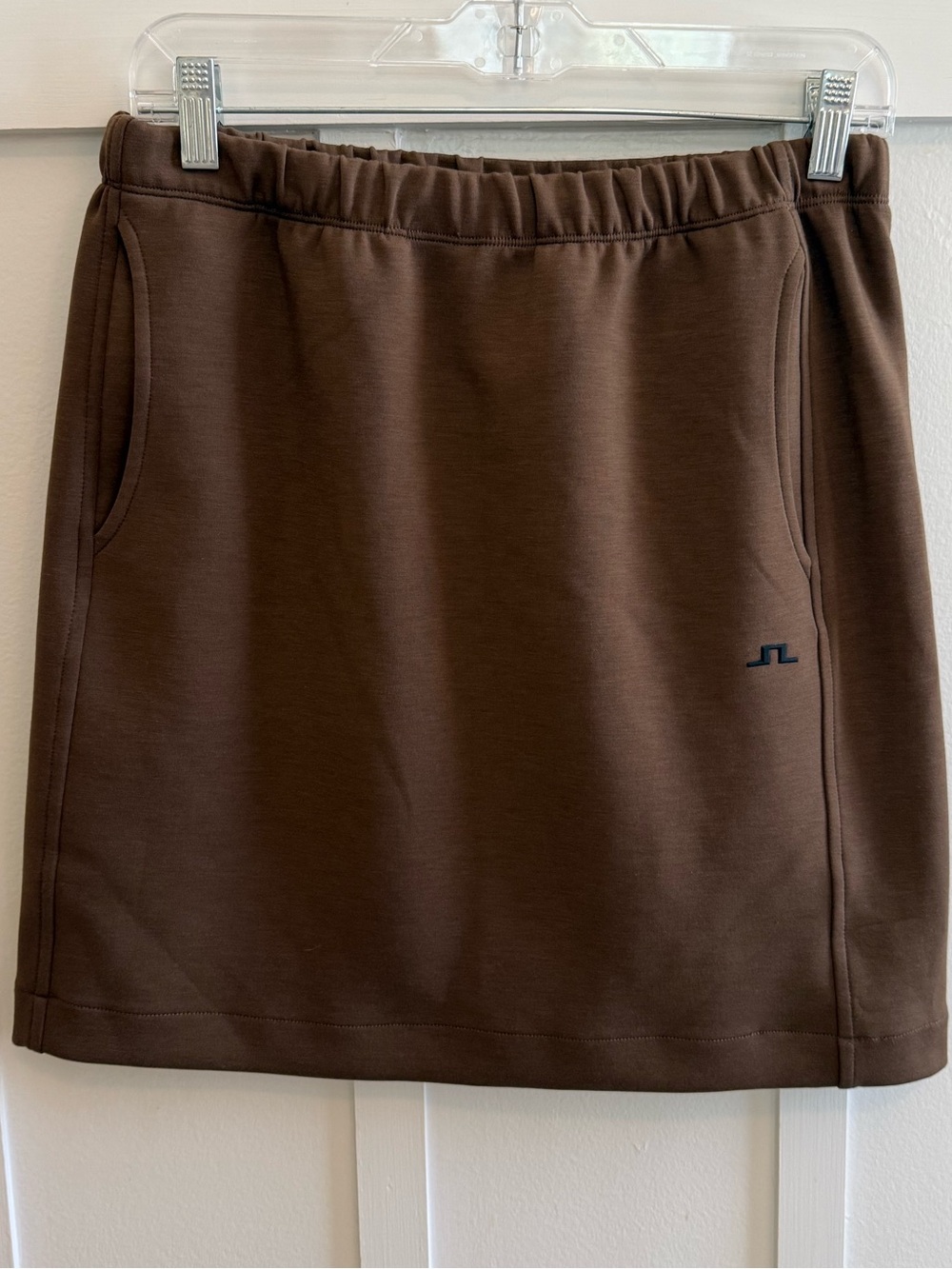J. LINDEBERG VIVIAN JERSEY BROWN SKIRT RAIN DRUM 2027 SPRING